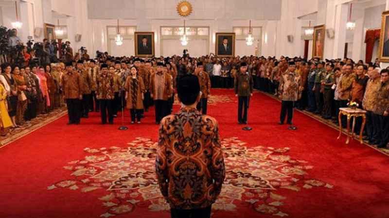 Ini Alasan Jokowi Me-reshuffle Kabinet