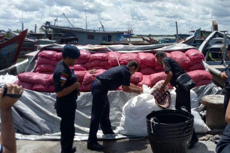 Patroli Laut Bea Cukai Aceh Gagalkan Impor Ilegal