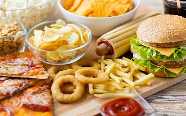 Ahli Kesehatan Tuntut Pajak Tinggi Atas Junk Food