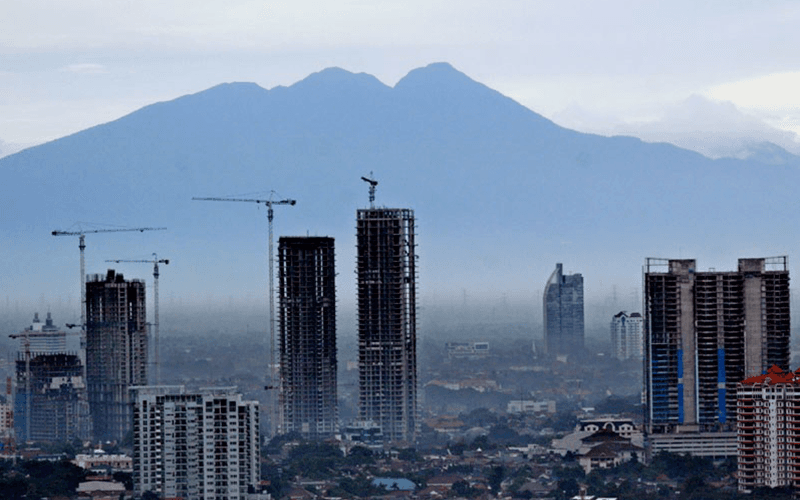 Langkah Pemerintah Bangkitkan Perekonomian