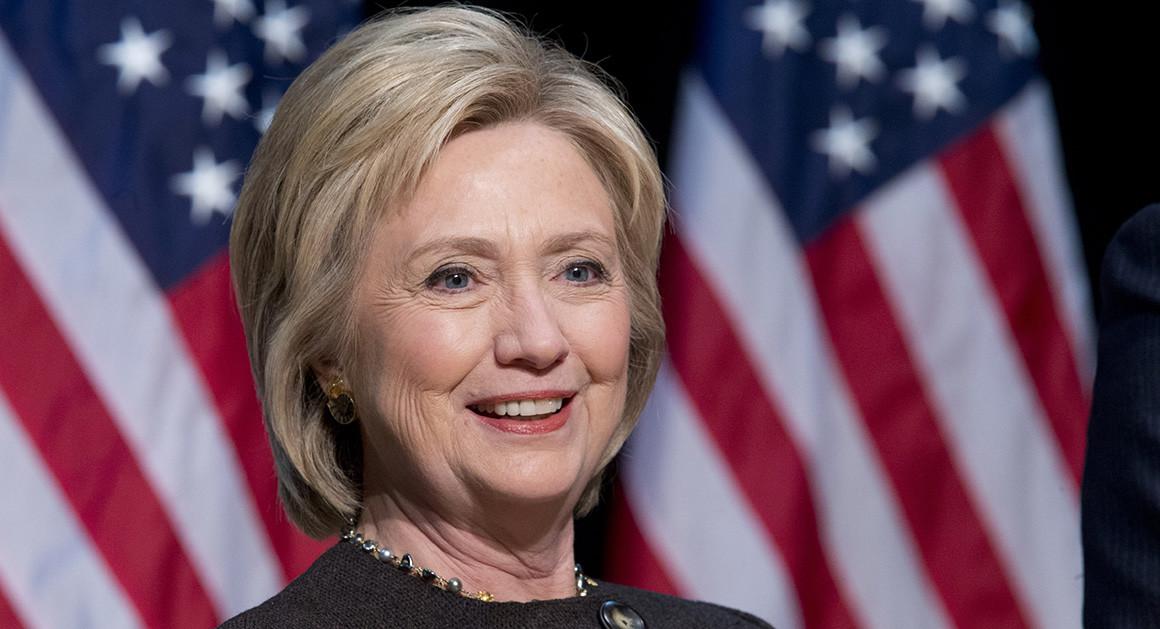 Hillary: Saya Sudah Rilis SPT, Sekarang Giliranmu Trump