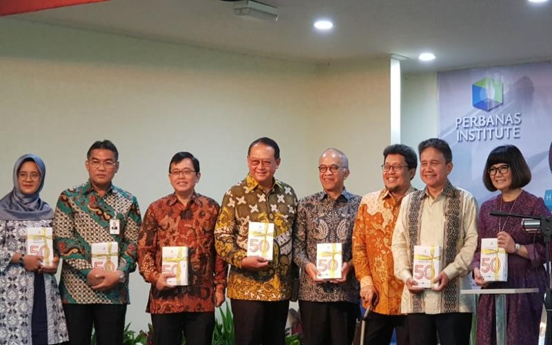 Tandai Perjalanan 5 Dekade, Perbanas Institute Luncurkan Buku Ini