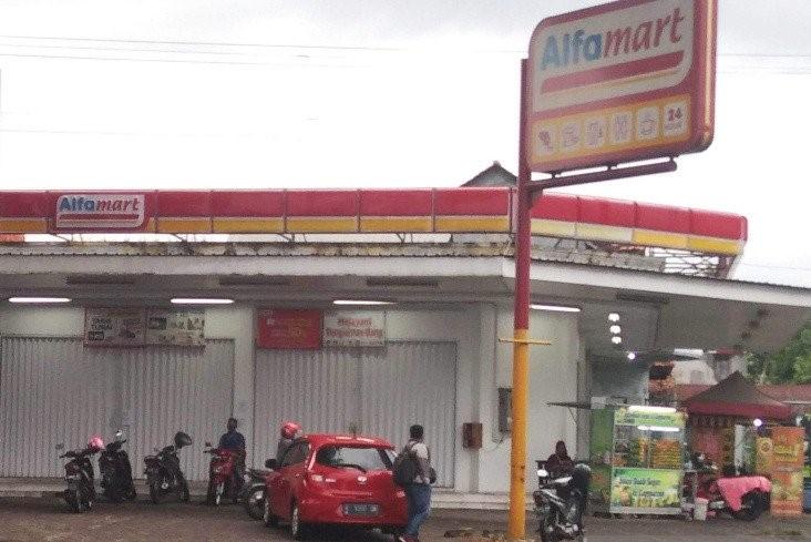 Di Kota Ini Juru Parkir Dilarang Pungut Retribusi di Minimarket