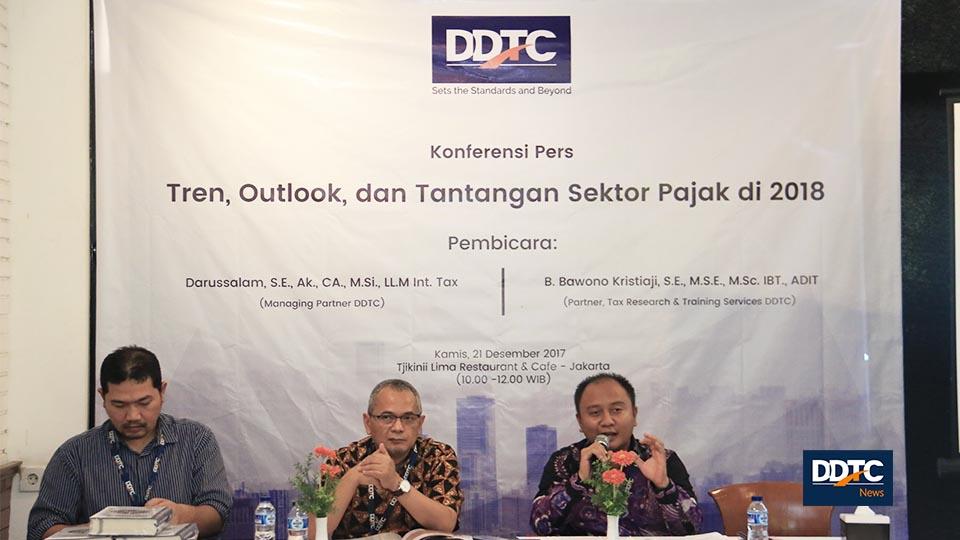 Dan pada pembicara kedua dilanjutkan oleh B. Bawono Kristiaji selaku Partner Tax Research & Training Services DDTC