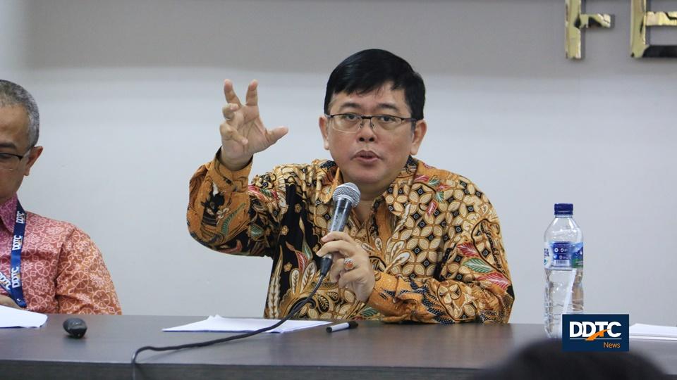 John Hutagaol dalam sesi kedua.