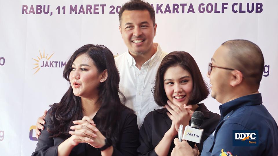 Model dan aktris Sissy Priscillia, pembalap Rifat Sungkar, serta model dan aktris Vanesha Prescilla memberikan testimoni untuk media sosial DJP di acara Afternoon Tea Kanwil DJP Jakarta Timur with Public Figure di Jakarta Golf Club, Rabu (11/3/2020).